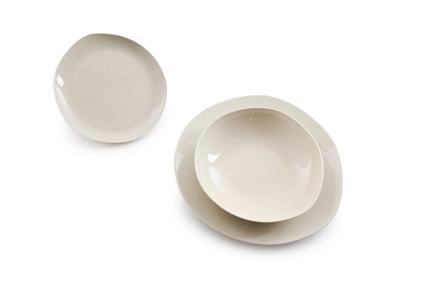 DINNERWARE SET