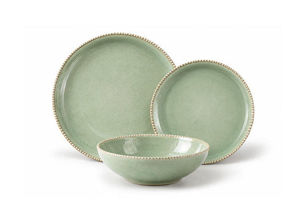 DINNERWARE SET