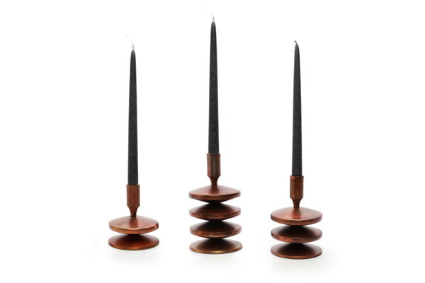 CANDLE HOLER