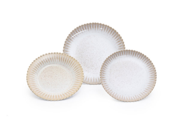 DINNERWARE SET